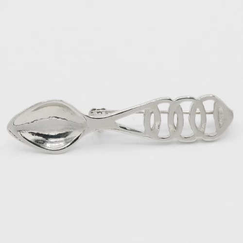 A product image for the product Silver Coloured Lovespoon Brooch.